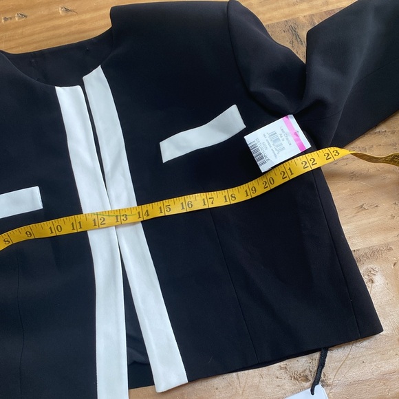 BalmainTwo-Tone Crepe Spencer Jacket - Picture 12 of 14